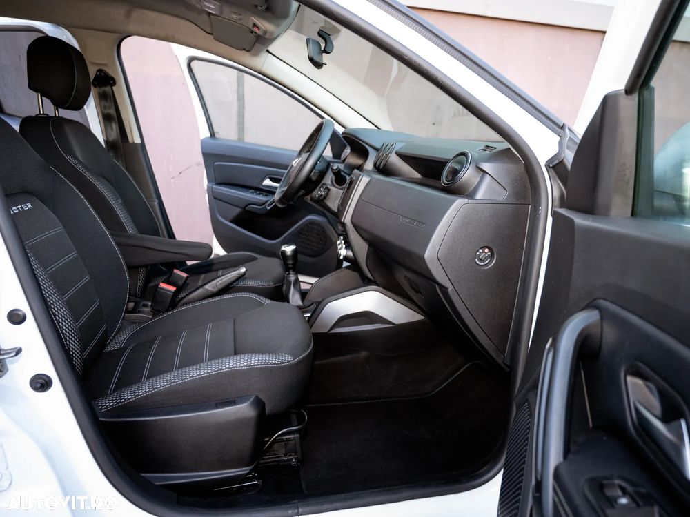 Dacia Duster 1.6 SCe Prestige jante 17" - 13