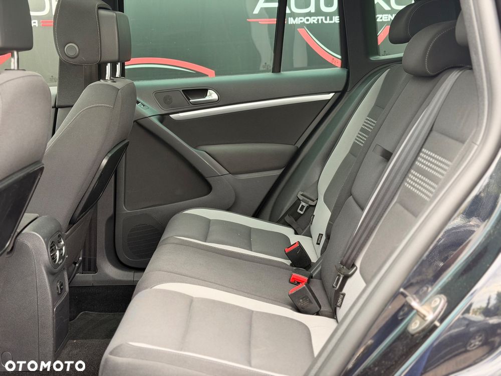 Volkswagen Tiguan - 31