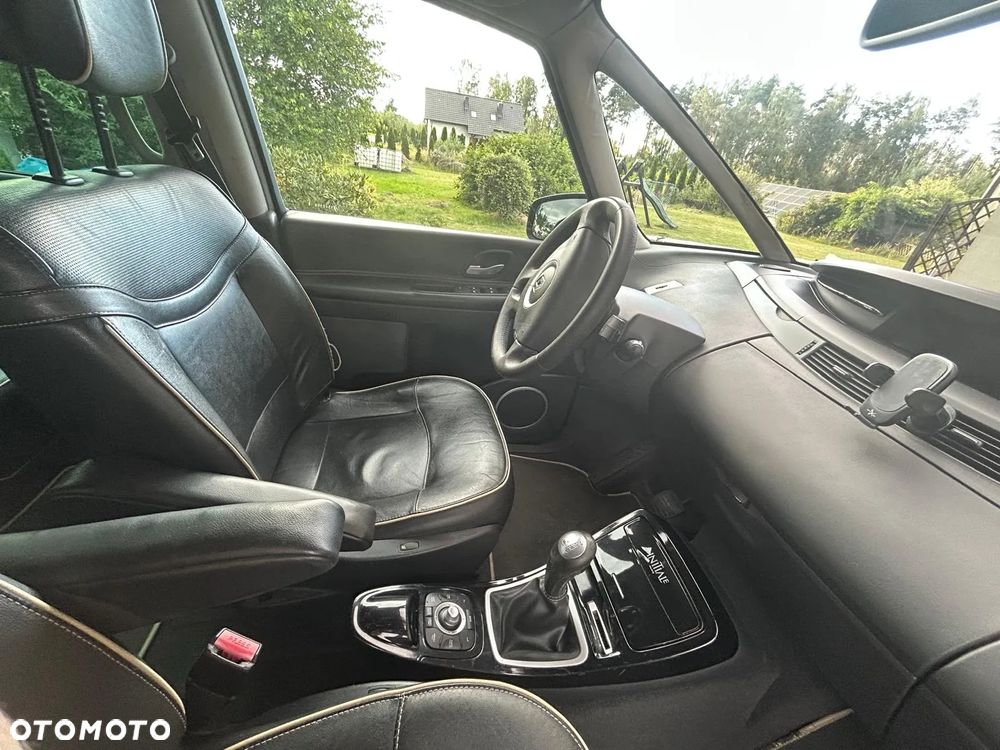 Renault Grand Espace 2.0 dCi FAP Initiale - 2