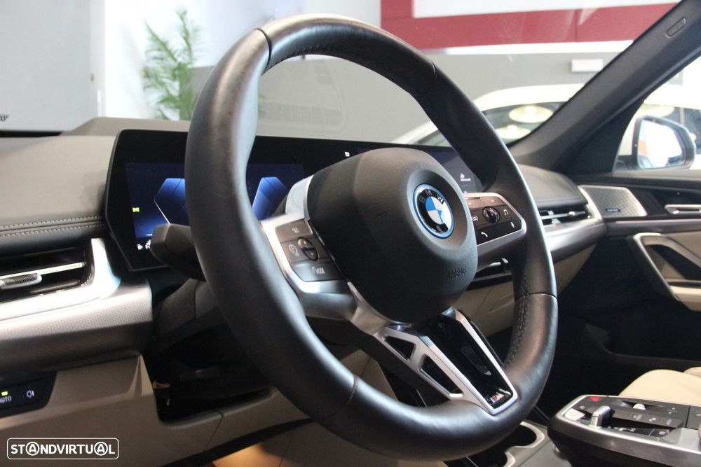 BMW X1 xDrive25e Pack Desportivo M - 11