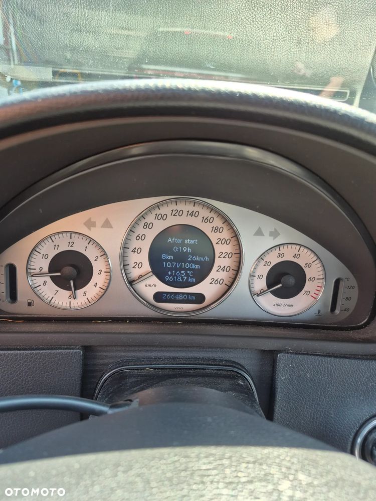Mercedes-Benz CLK 200 Kompressor Avantgarde - 11