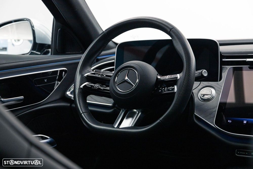 Mercedes-Benz E 300 - 32