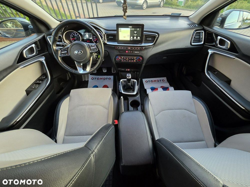 Kia Ceed - 3