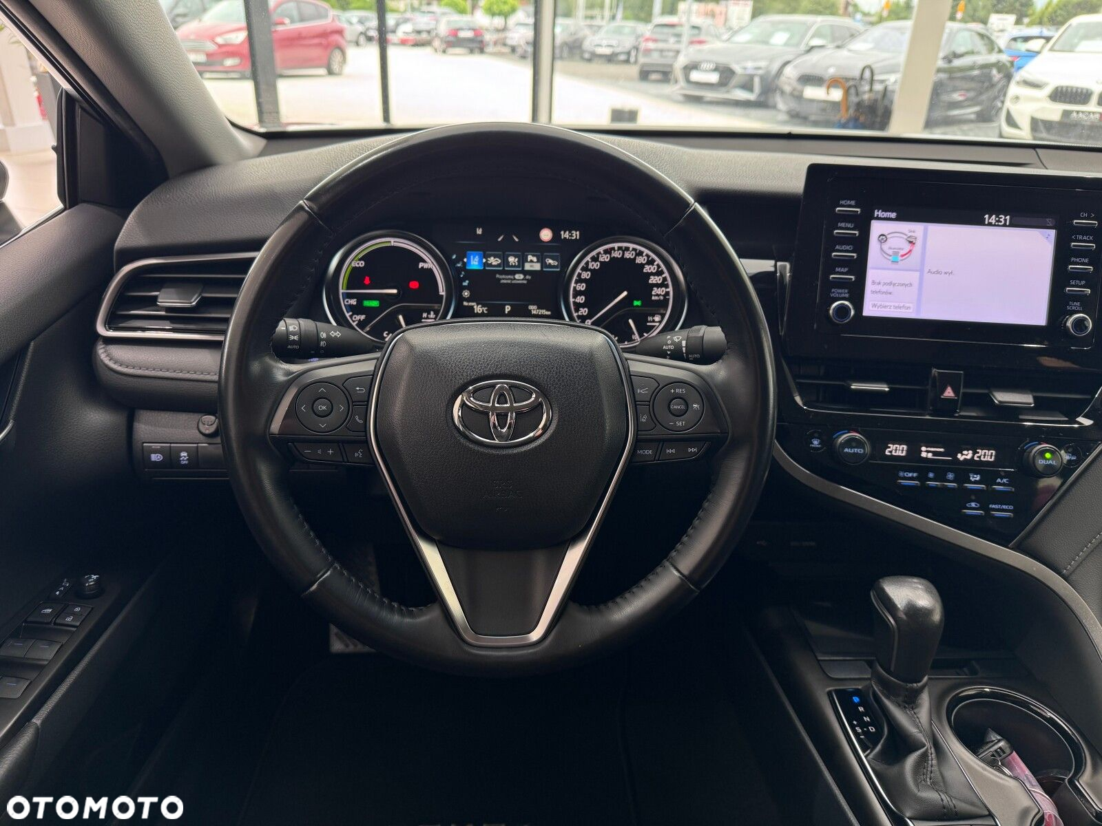 Toyota Camry - 15