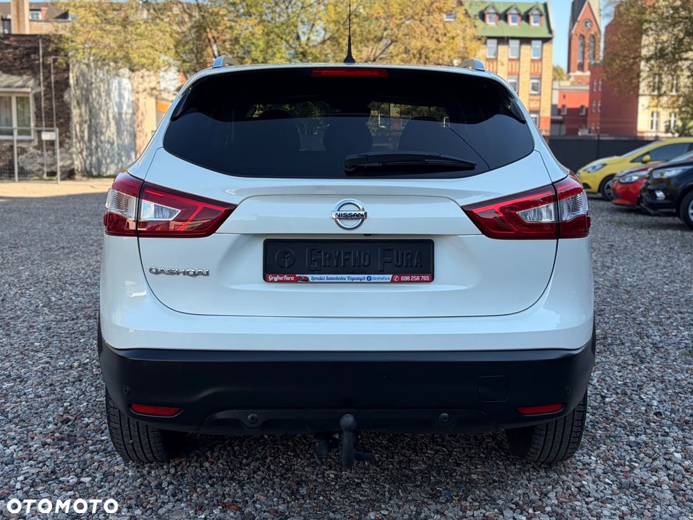 Nissan Qashqai 1.6 DIG-T 360 - 10