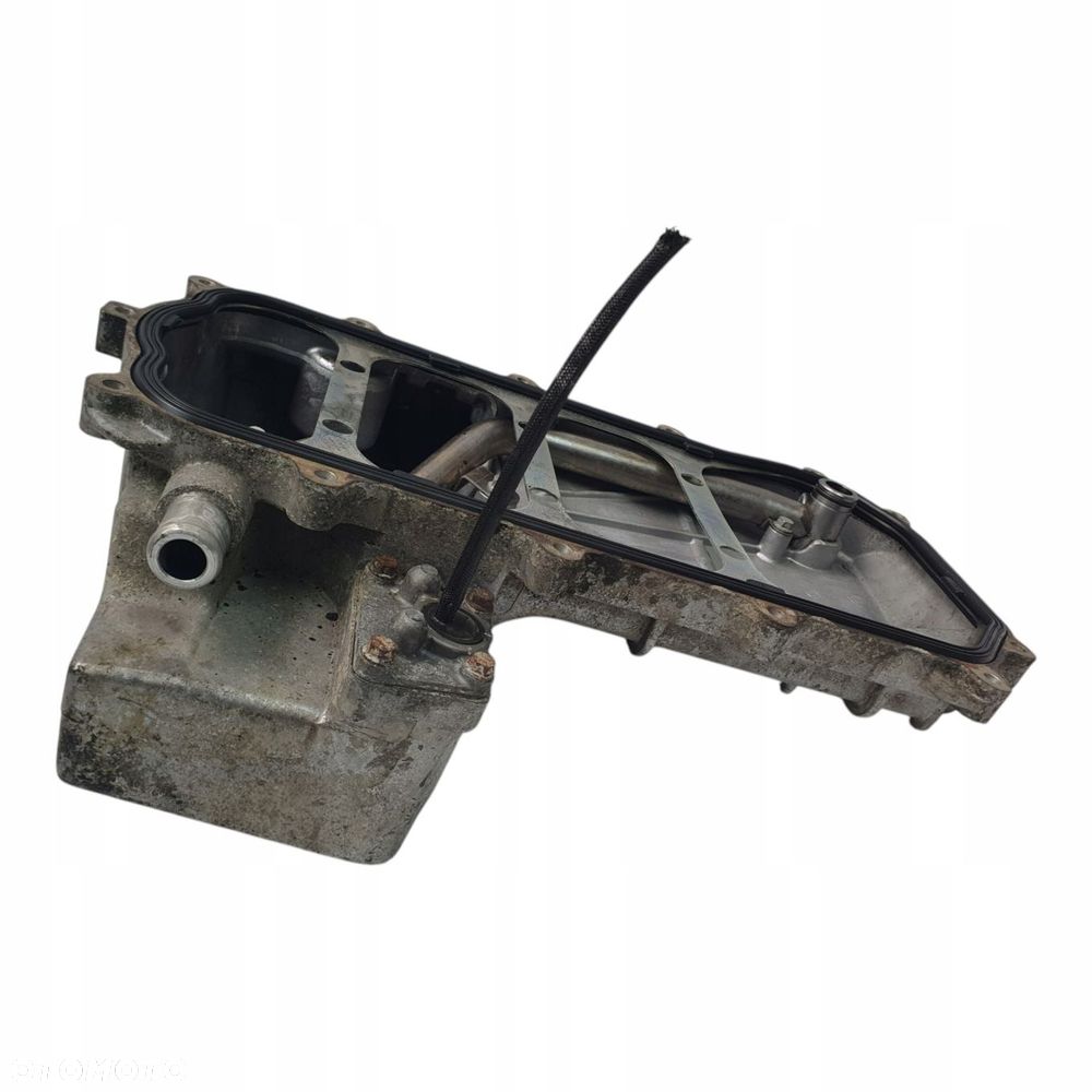 MISKA OLEJOWA oleju Mitsubishi Fuso Canter 3.0 D 504334297 - 3