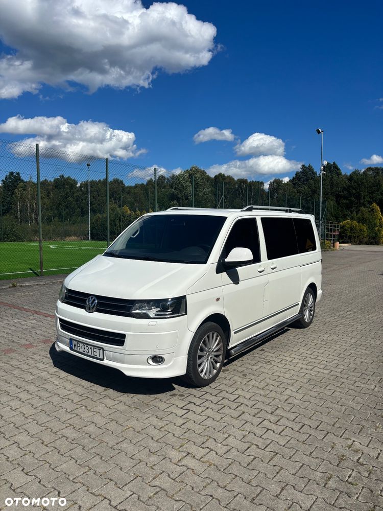 Volkswagen Multivan - 1