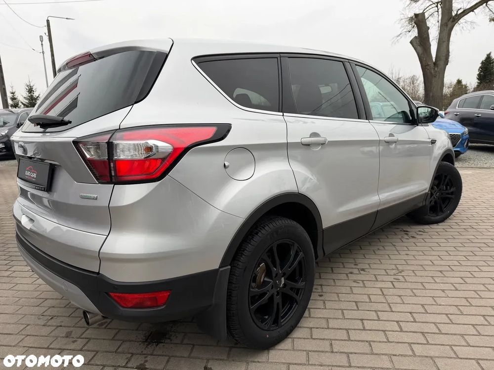 Ford Kuga 1.5 EcoBoost 2x4 Black & Silver - 8