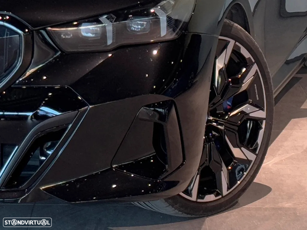 BMW i5 eDrive40 Pack Desportivo M - 6