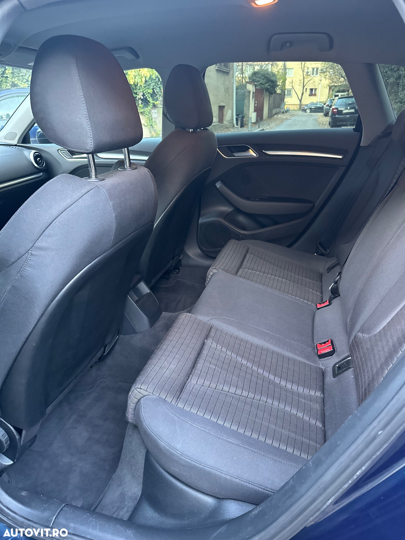 Audi A3 1.6 TDI Sportback S tronic design - 8