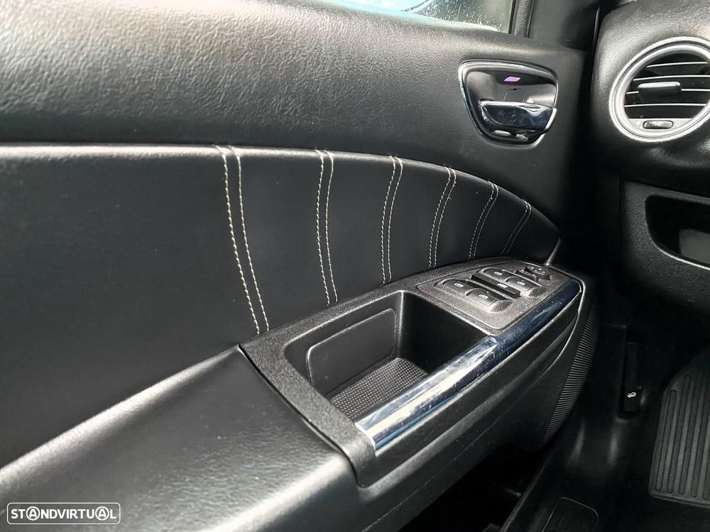 Lancia Delta 1.6 M-Jet Platino - 24