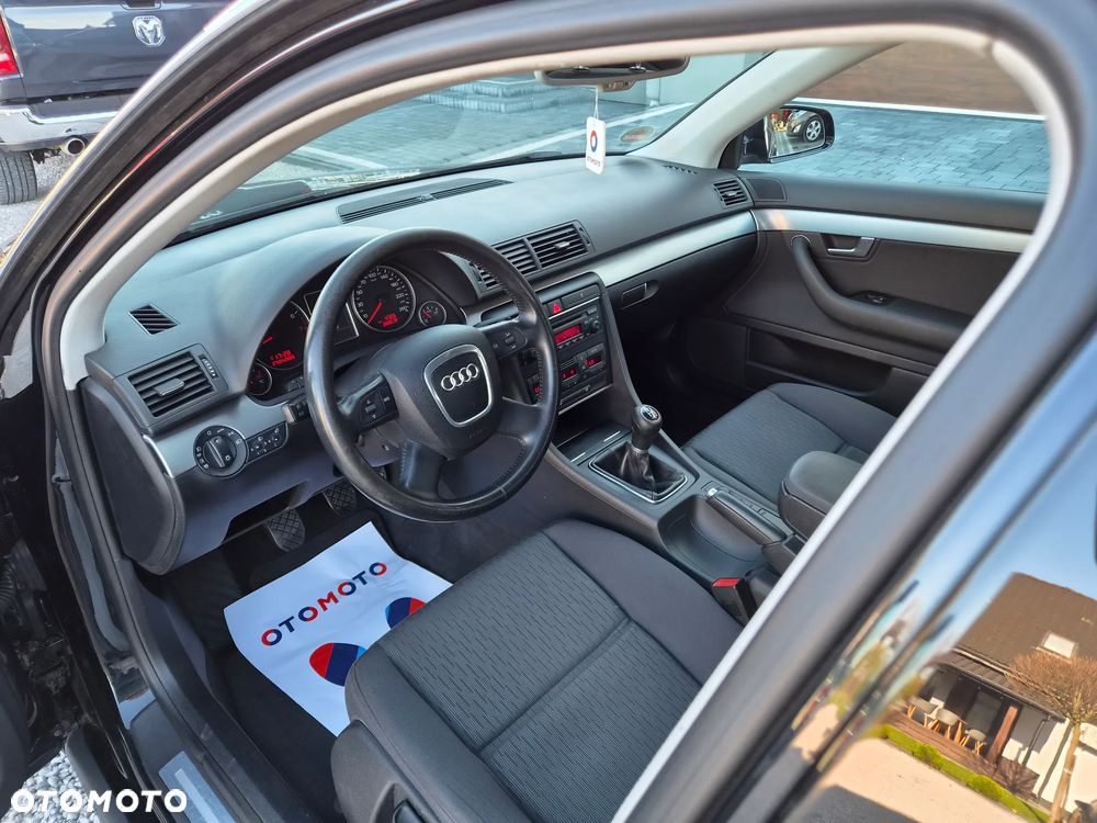Audi A4 Avant - 15