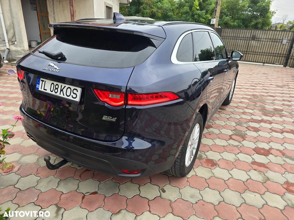 Jaguar F-Pace - 11