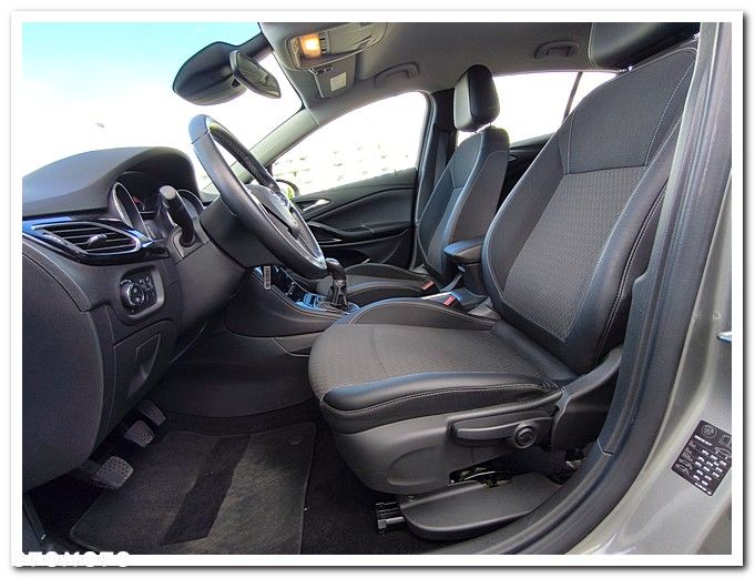 Opel Astra - 25