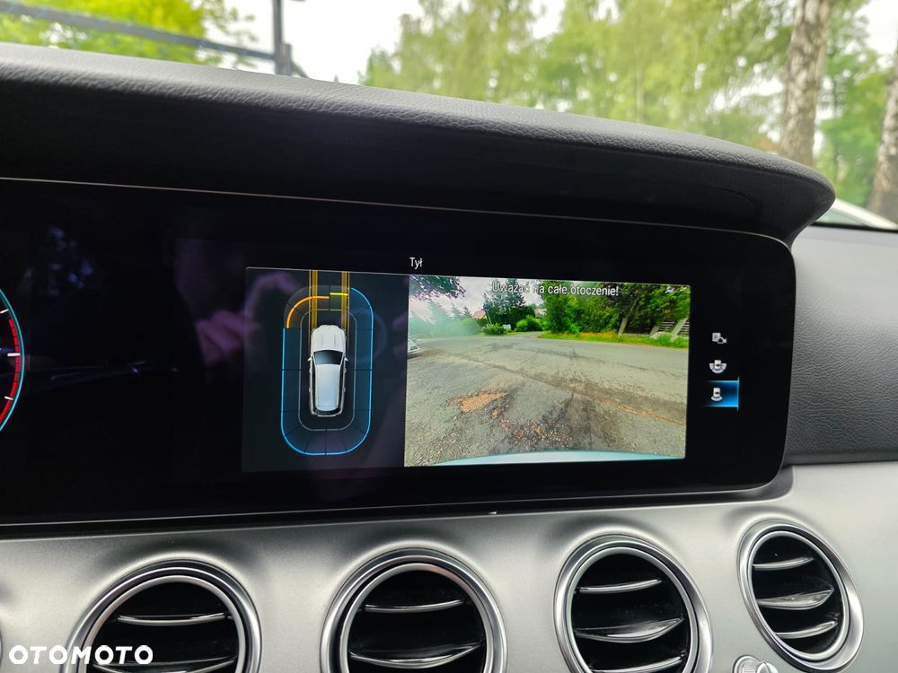 Mercedes-Benz Klasa E 220 d 9G-TRONIC Avantgarde - 16