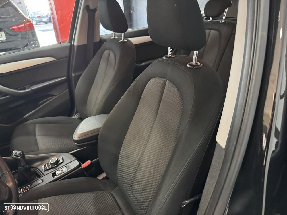 BMW X1 16 d sDrive Advantage - 28