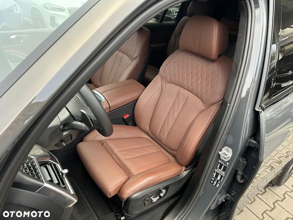 BMW X7 xDrive40d mHEV M Sport sport - 9