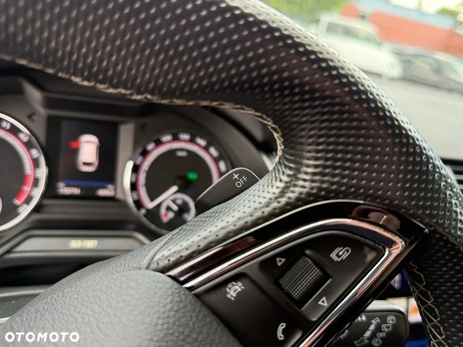 Skoda Octavia 2.0 TDI SCR 4x4 RS DSG - 21