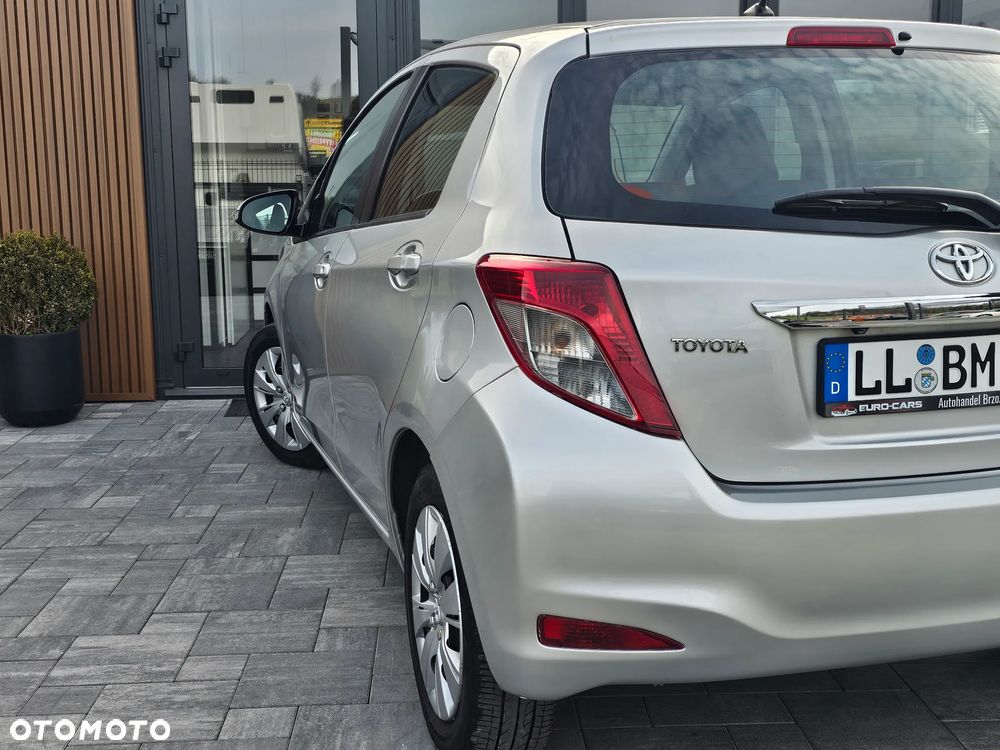 Toyota Yaris 1.33 Prestige - 33
