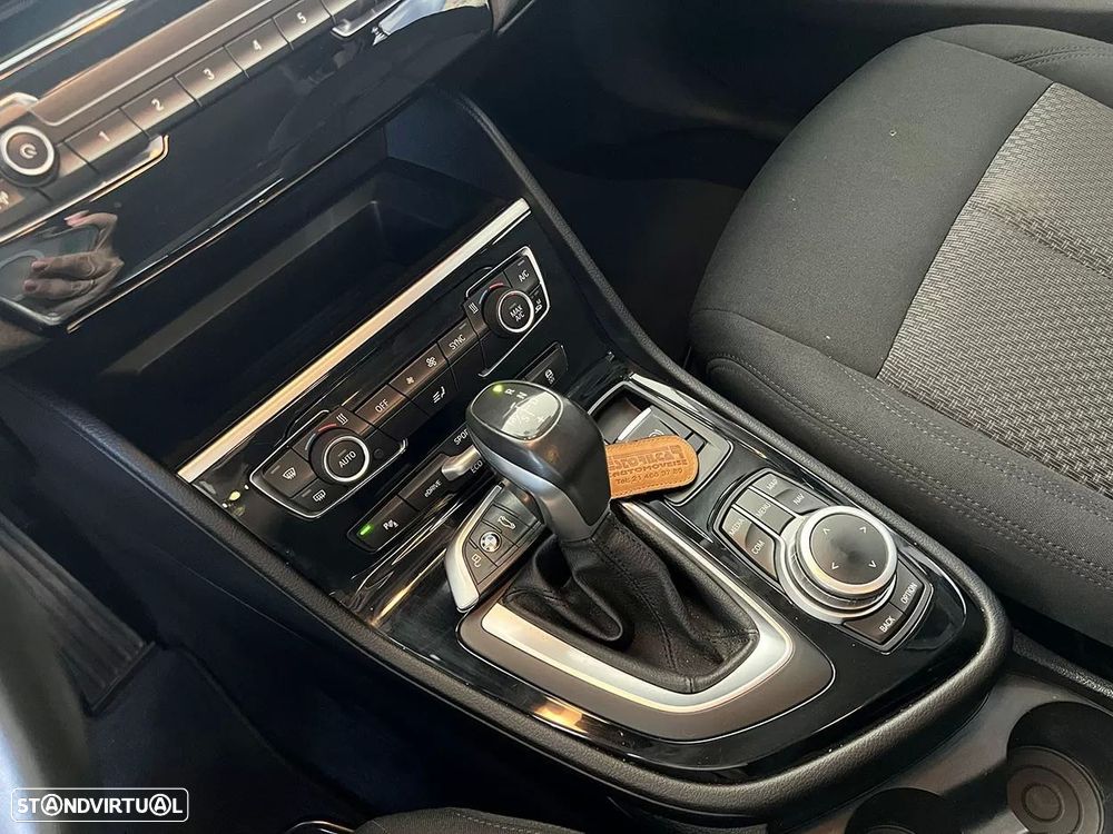 BMW 225xe Active Tourer Advantage - 16
