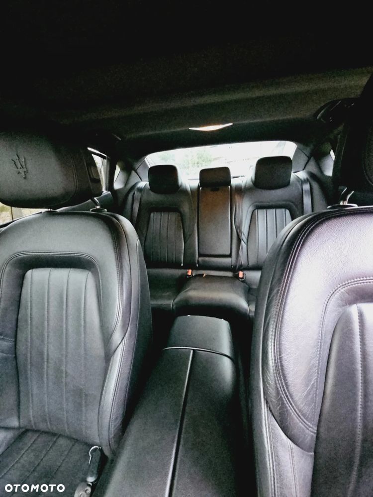 Maserati Quattroporte S Q4 - 12