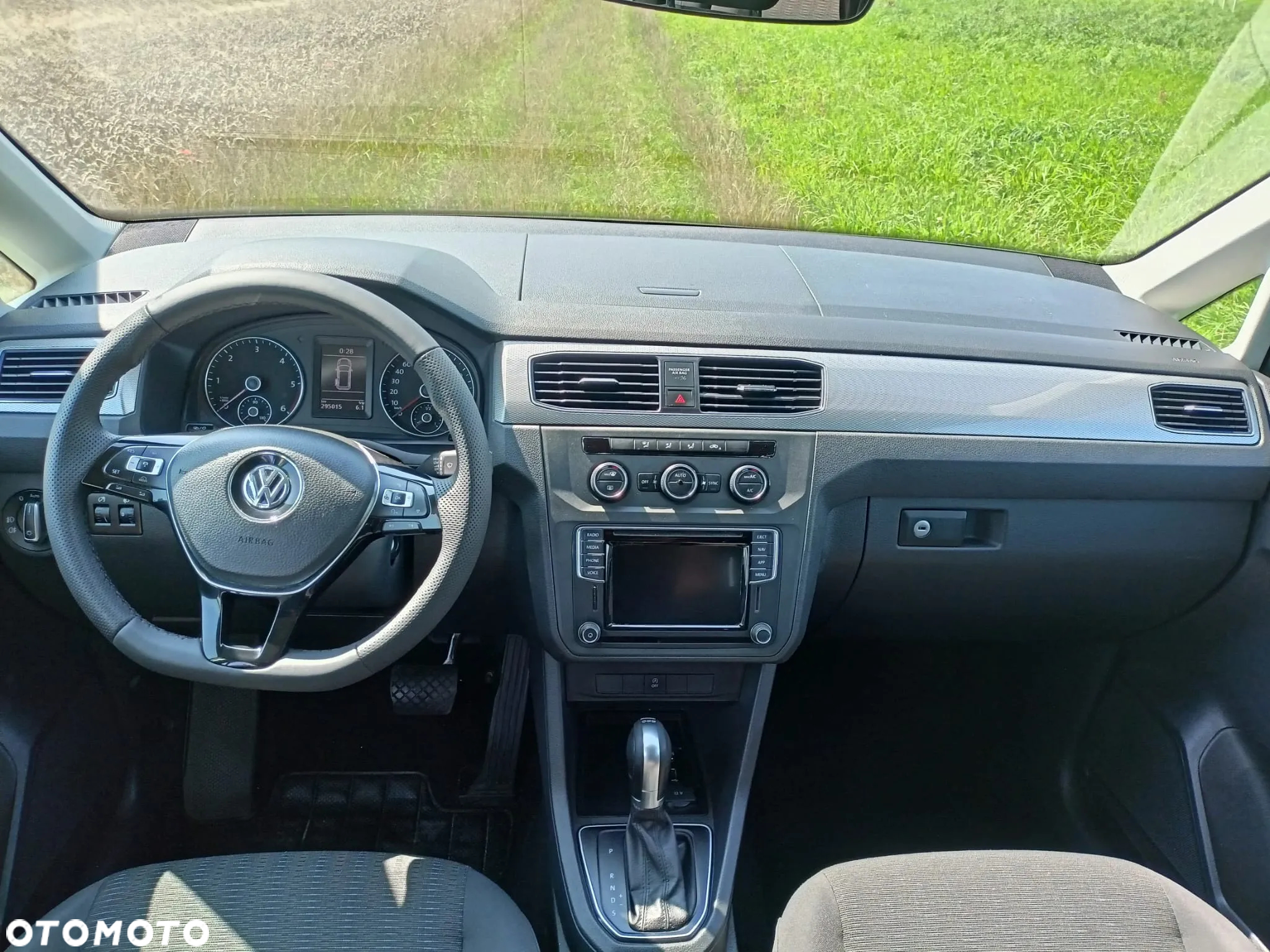 Volkswagen Caddy Maxi 2.0 TDI Highline DSG - 20
