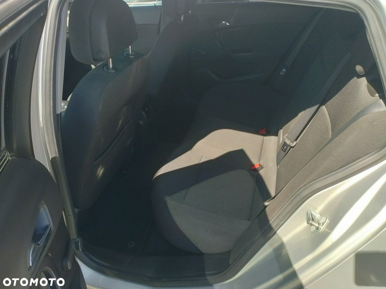 Opel Insignia 1.8 Edition - 12