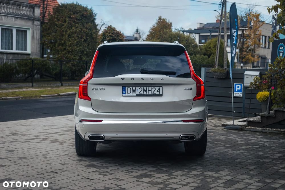Volvo XC 90 - 29