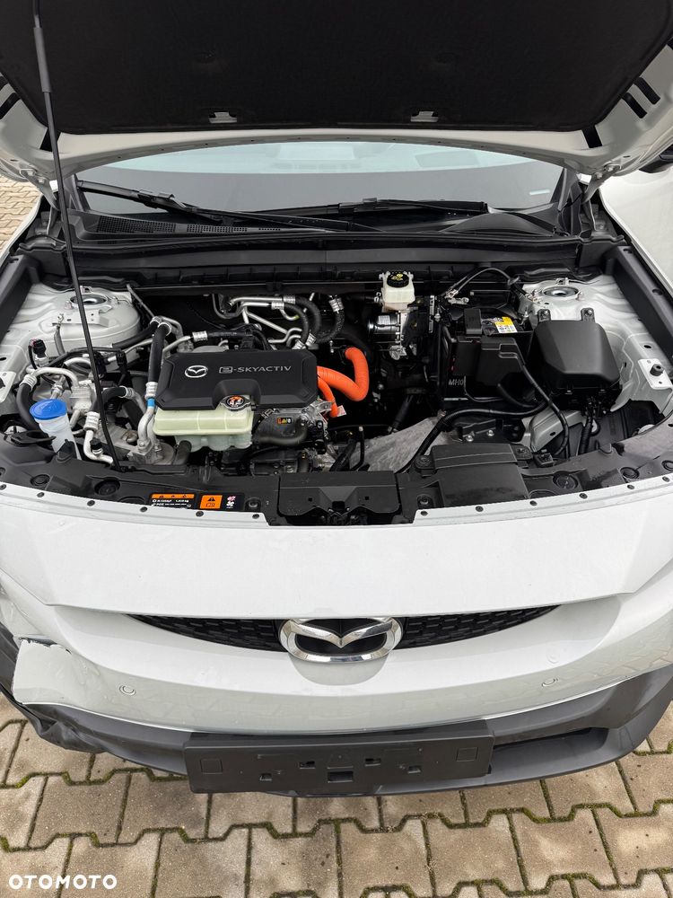 Mazda MX-30 e-SKYACTIV - 11