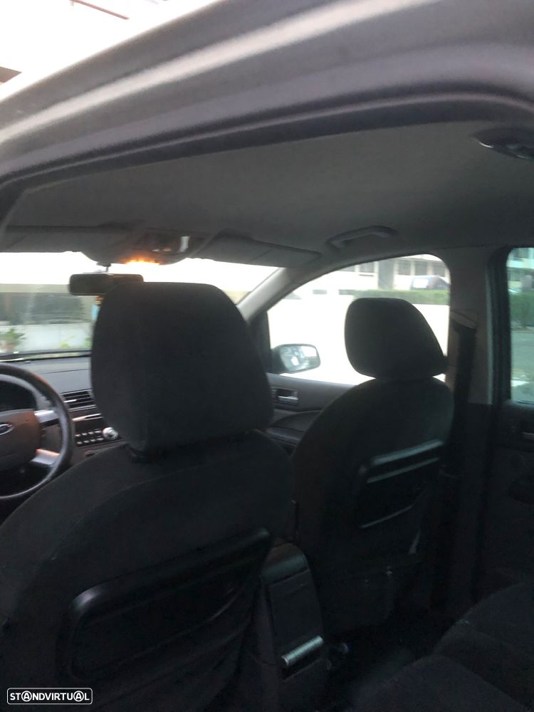 Ford Focus C-Max 1.6 TDCi Ghia - 4