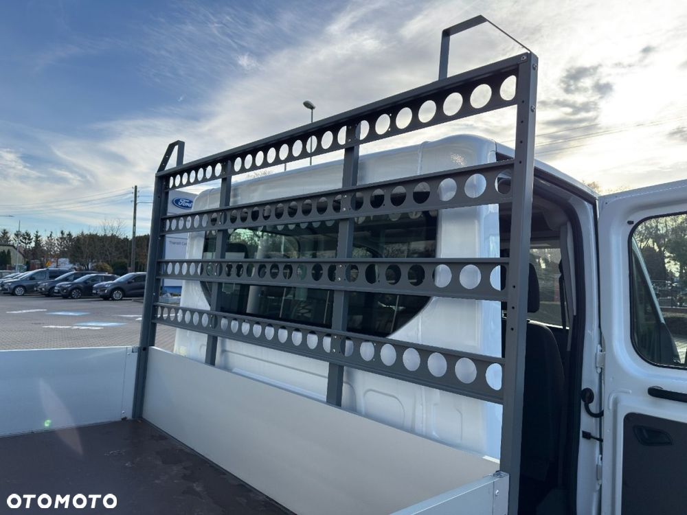 Ford Transit - 18
