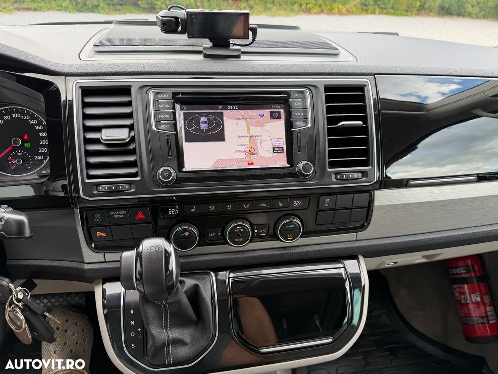 Volkswagen Multivan - 21