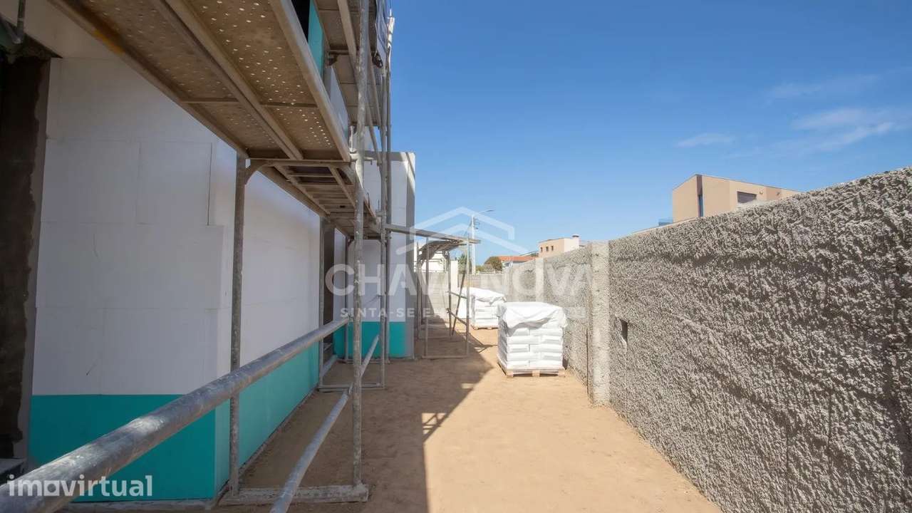 Moradia V4 c/ Piscina e Garagem em S. Félix da Marinha - Grande imagem: 4/24