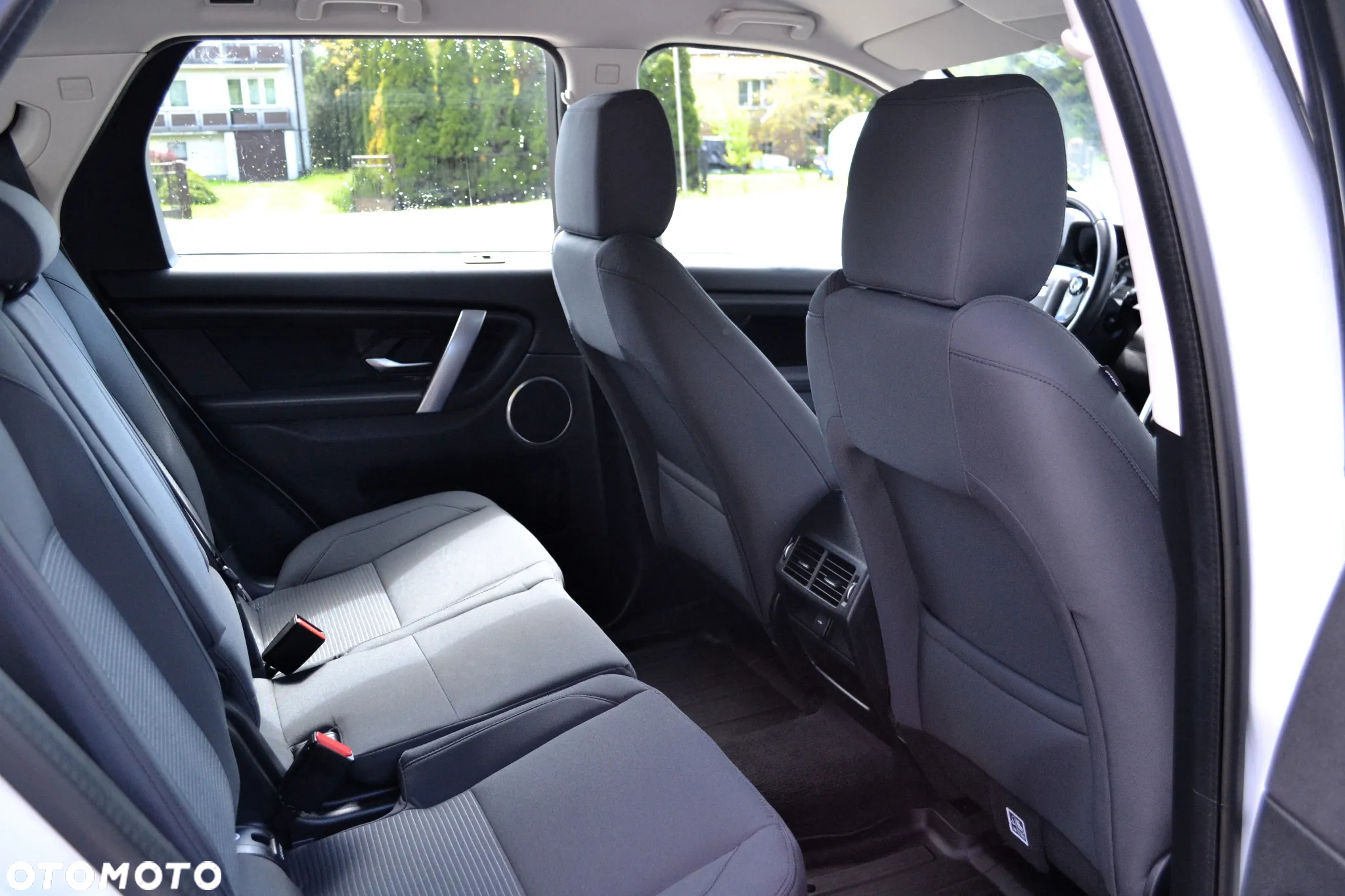 Land Rover Discovery Sport 2.0 D150 SE - 10