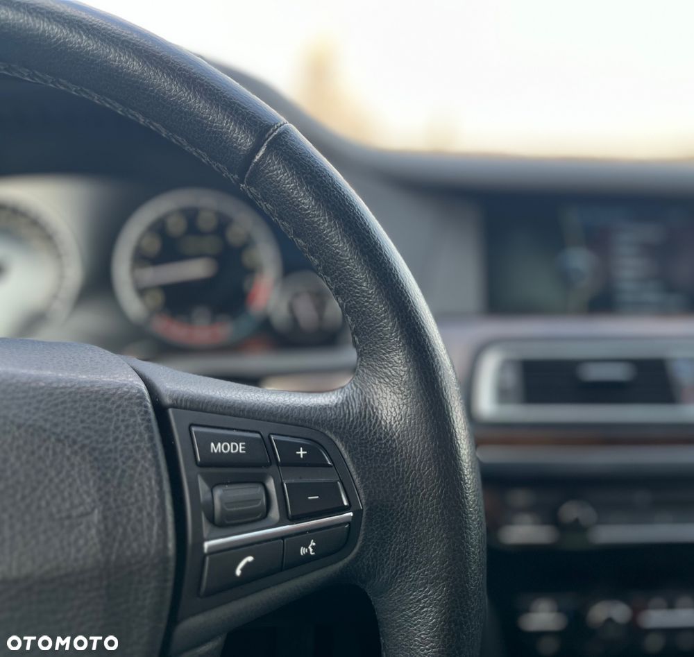 BMW Seria 7 760Li - 14