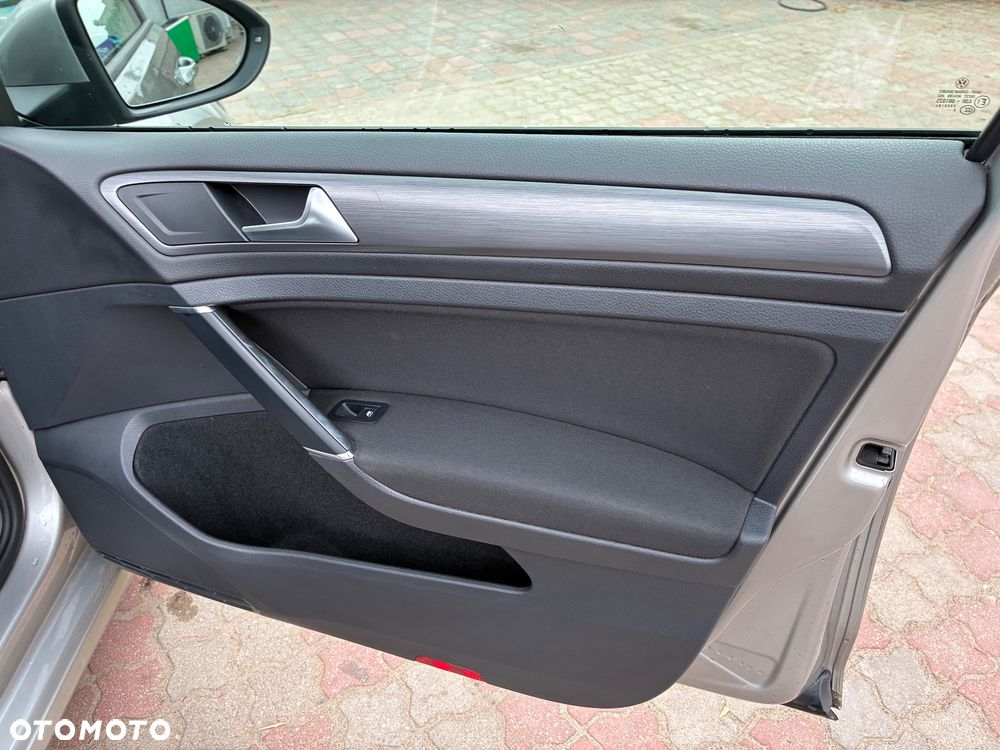 Volkswagen Golf 1.6 TDI BMT Comfortline - 8