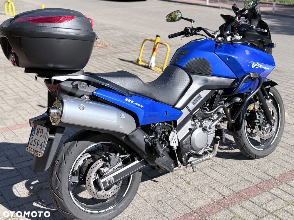 Suzuki V-STROM - 18
