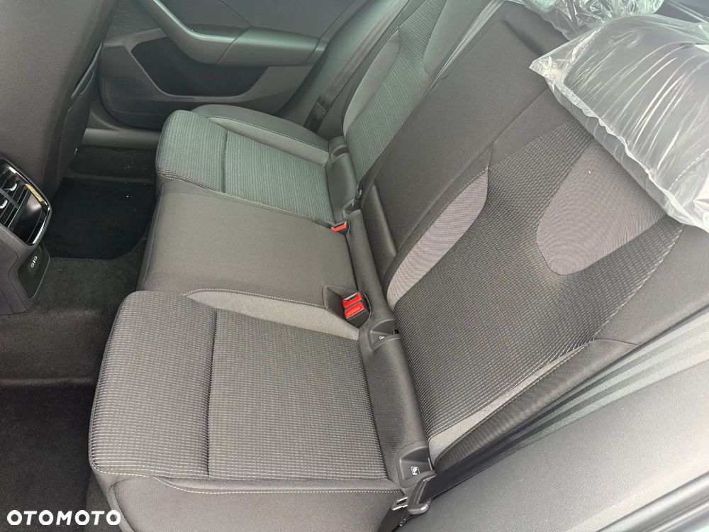 Skoda Octavia 1.5 TSI mHEV Drive Selection DSG - 9