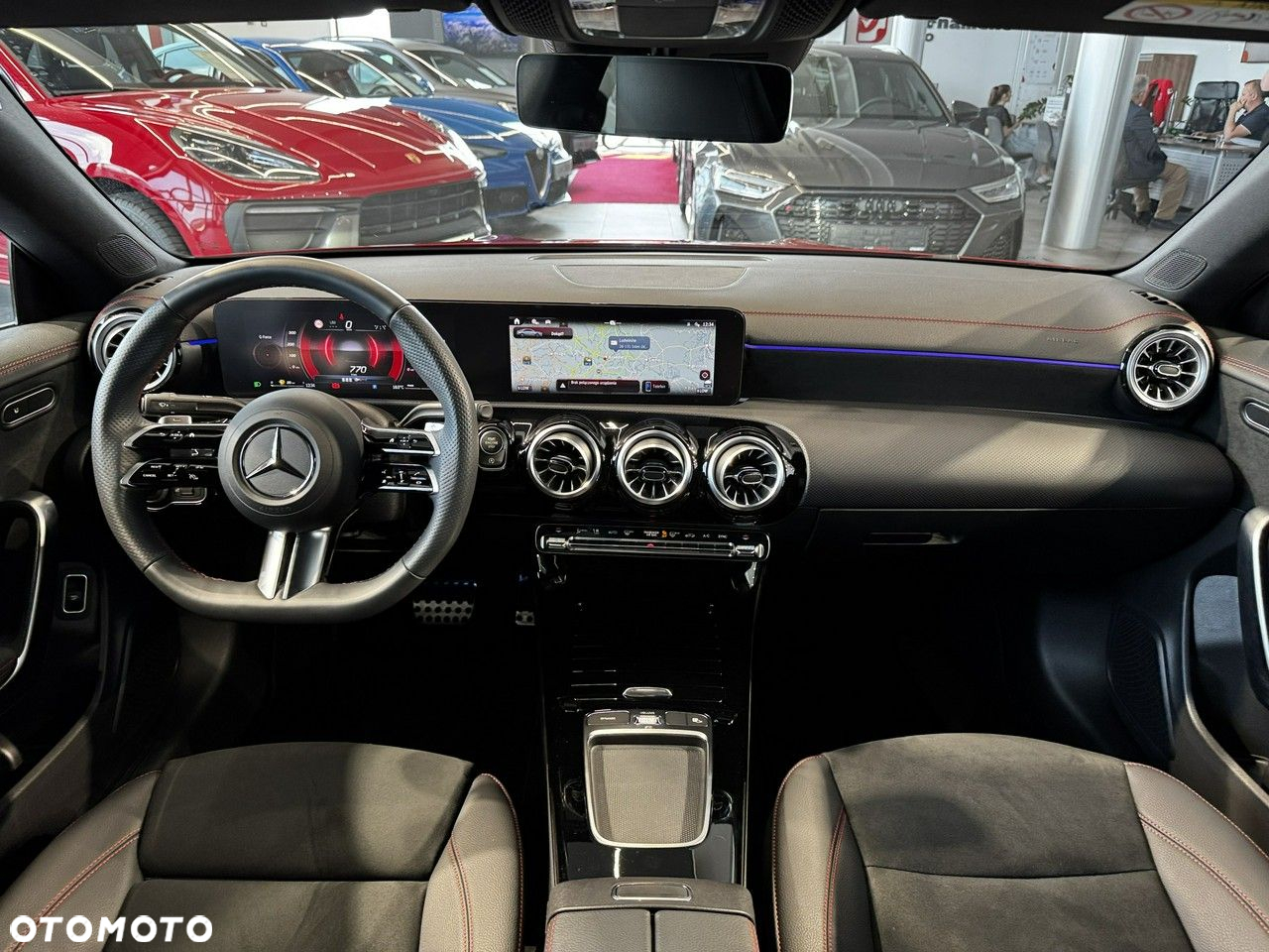 Mercedes-Benz CLA - 18