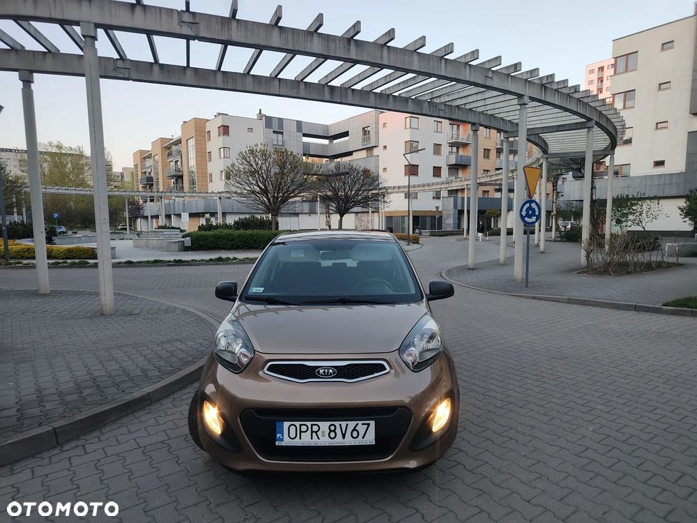 Kia Picanto 1.0 L - 5