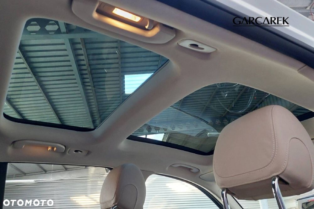 Mercedes-Benz GLC - 16