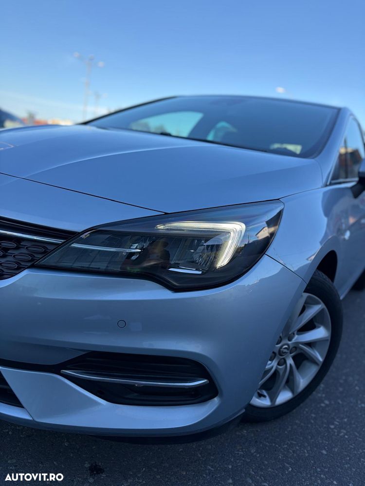 Opel Astra 1.5 D Start/Stop Business Elegance - 11