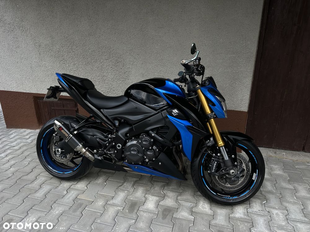 Suzuki GSX - 4