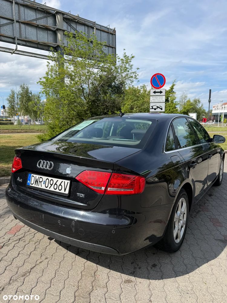 Audi A4 Avant - 5