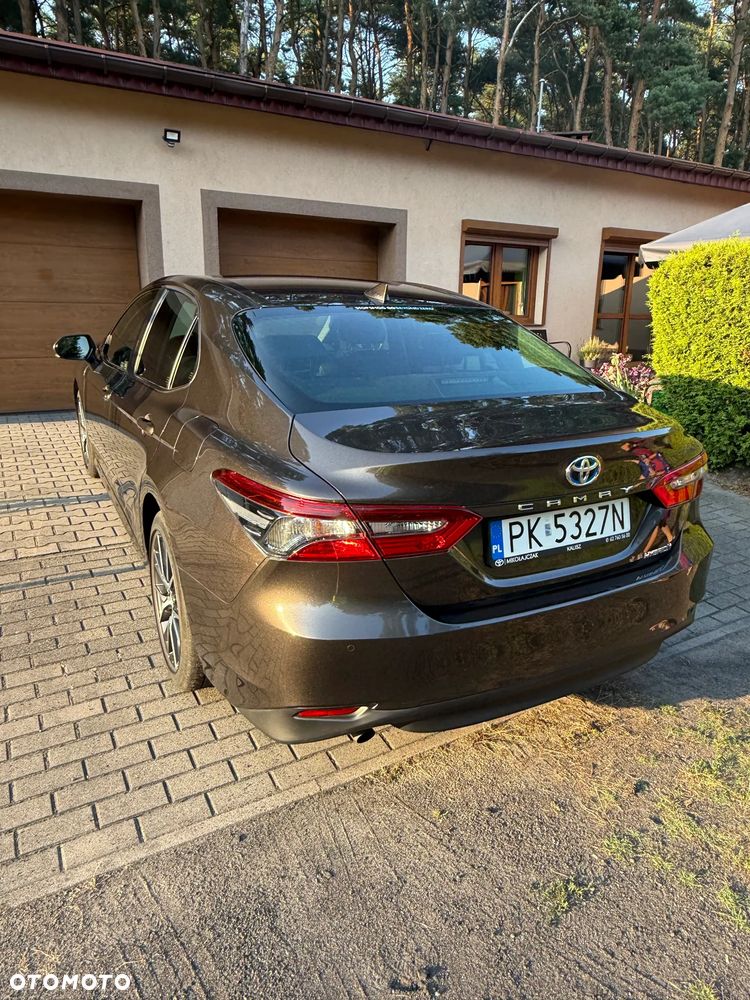 Toyota Camry 2.5 Hybrid Prestige CVT - 6
