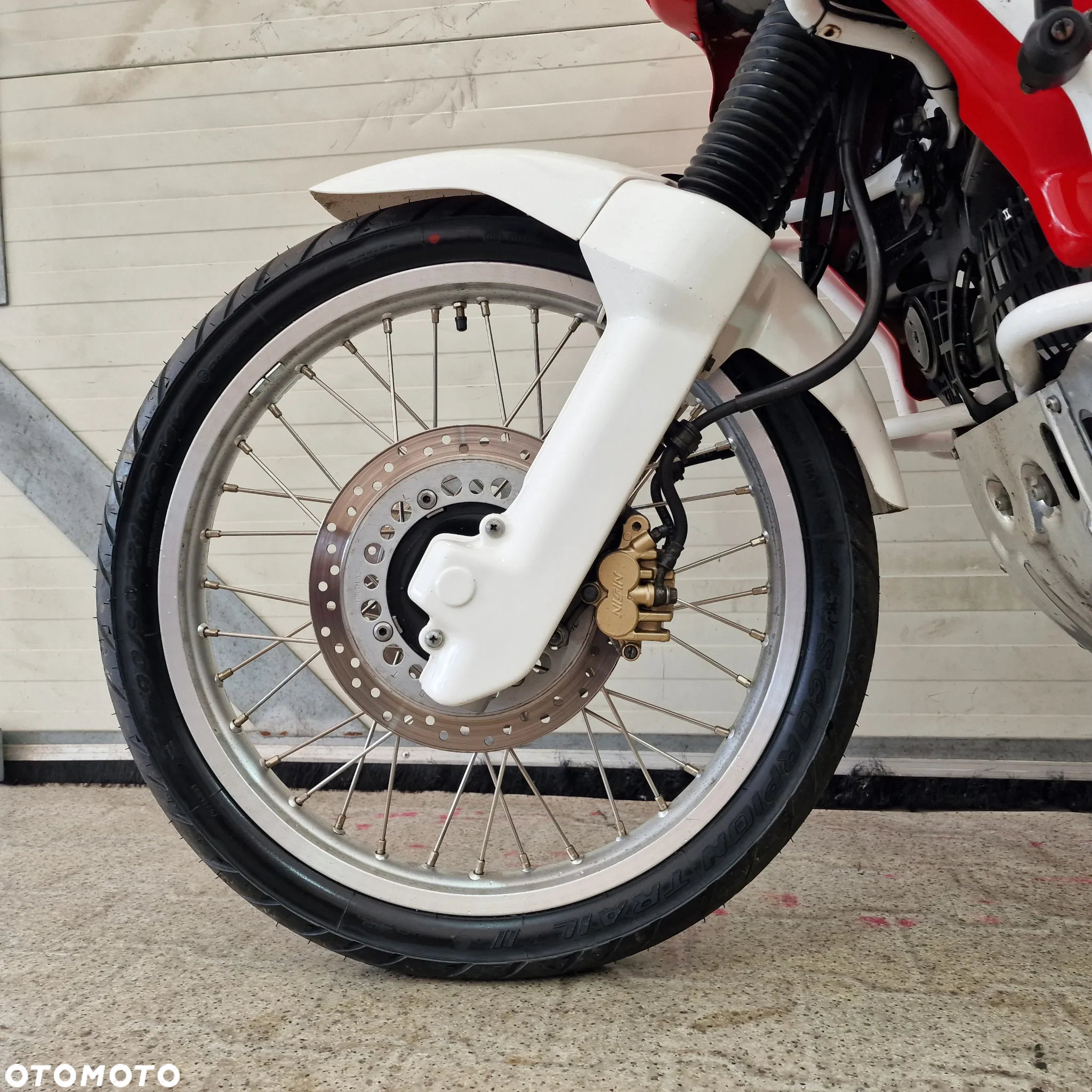 Honda XRV - 12
