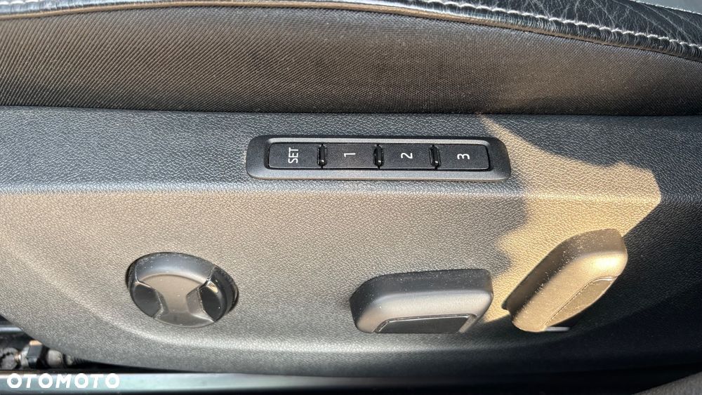 Skoda Octavia 2.0 TDI SCR Style DSG - 9