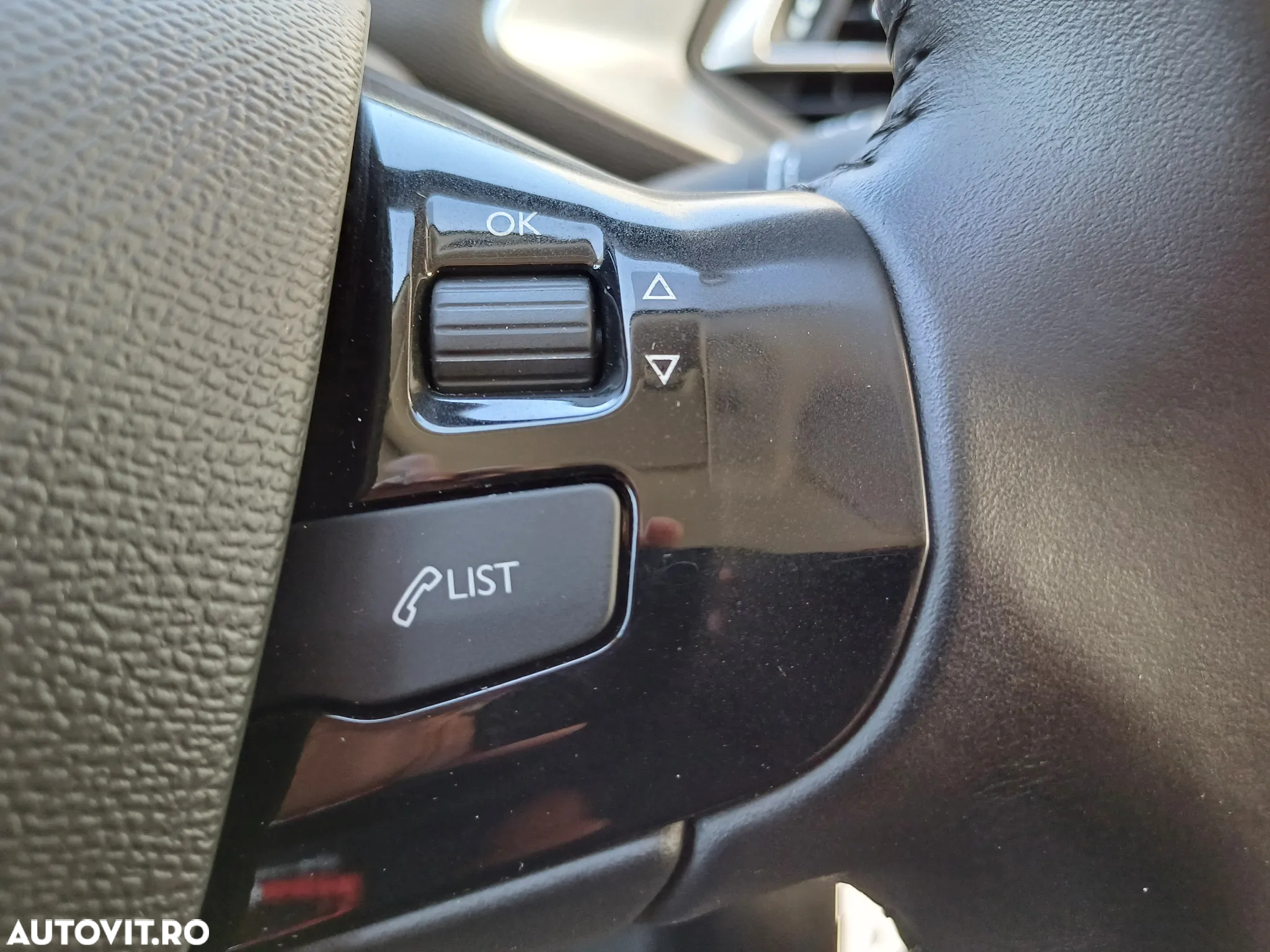 Peugeot 308 1.2 L PureTech Turbo S&S Active - 16