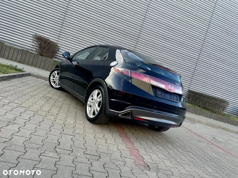 Honda Civic 1.8i-VTEC Sport - 9