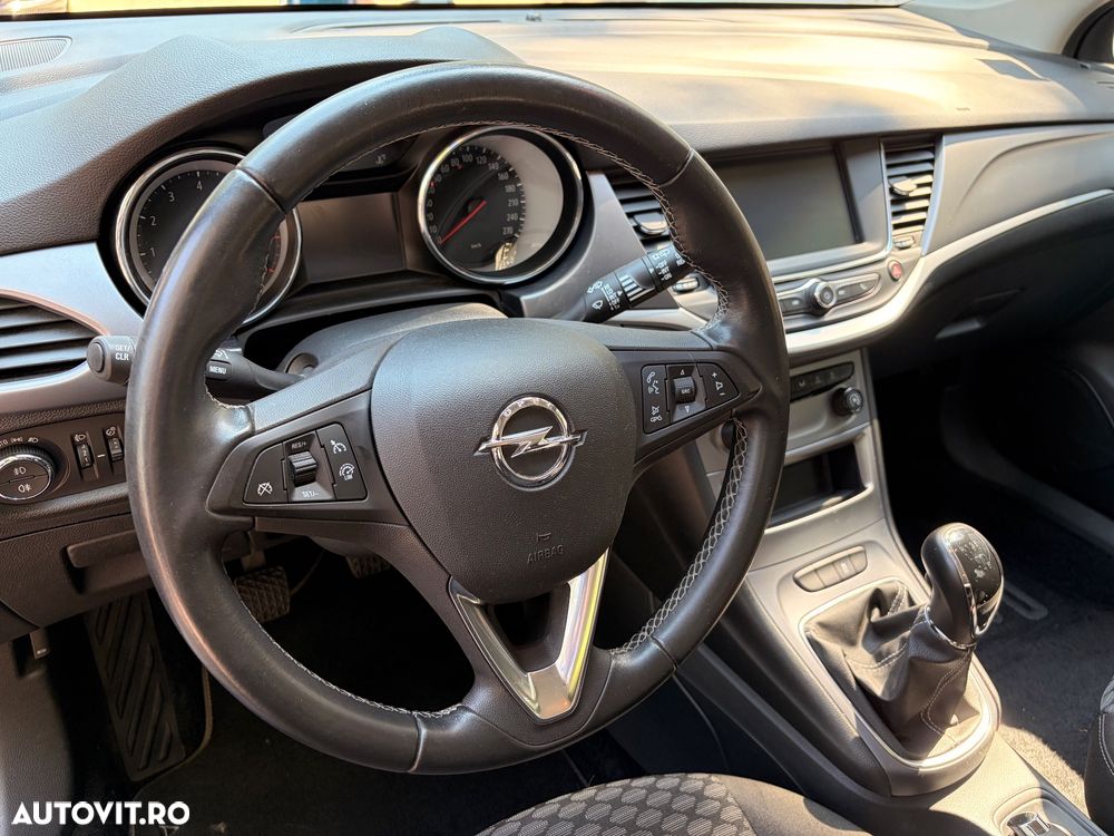 Opel Astra 1.4 Turbo ECOTEC Enjoy - 10